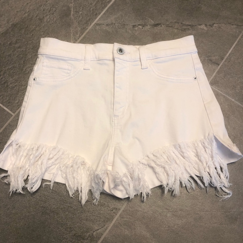 SNEAK PEEK frayed white shorts
